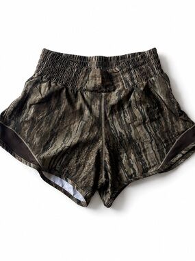 Women’s Camo shorts